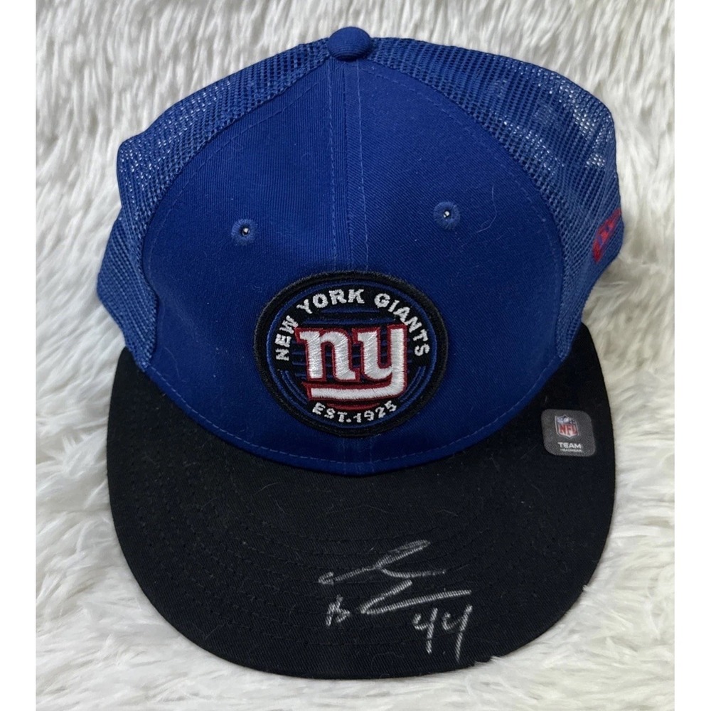 Victor Cruz Autographed New York Giants Hat